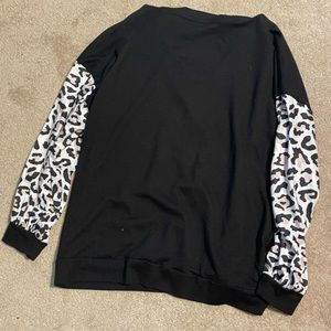 Long sleeve sweater shirt